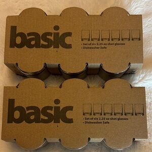 NWT! Basic Shot Glass Set